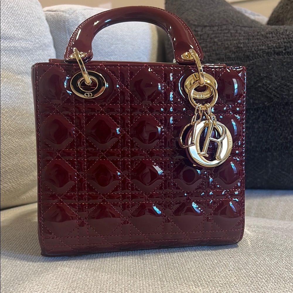 Crossbody bag
